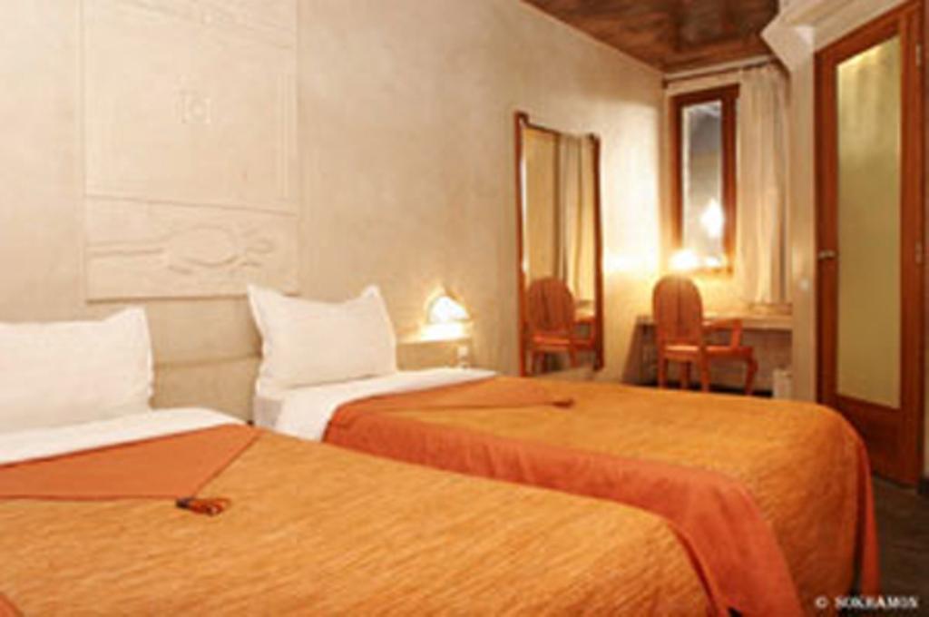 Hotel Sokhamon Dakar Exterior photo